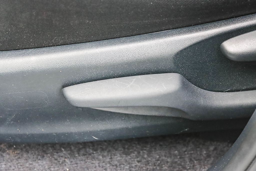 Thumbnail: 2018 Toyota RAV4 - 24