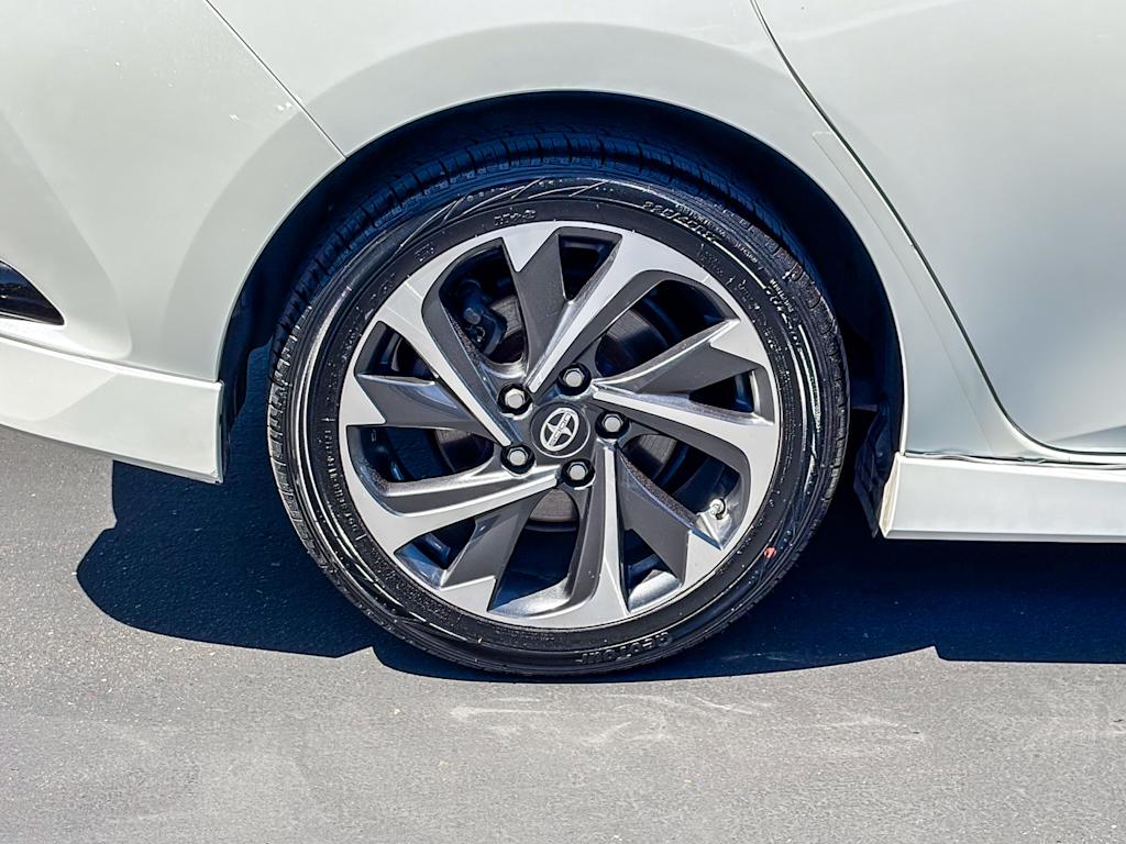 Thumbnail: 2016 Scion iM - 20