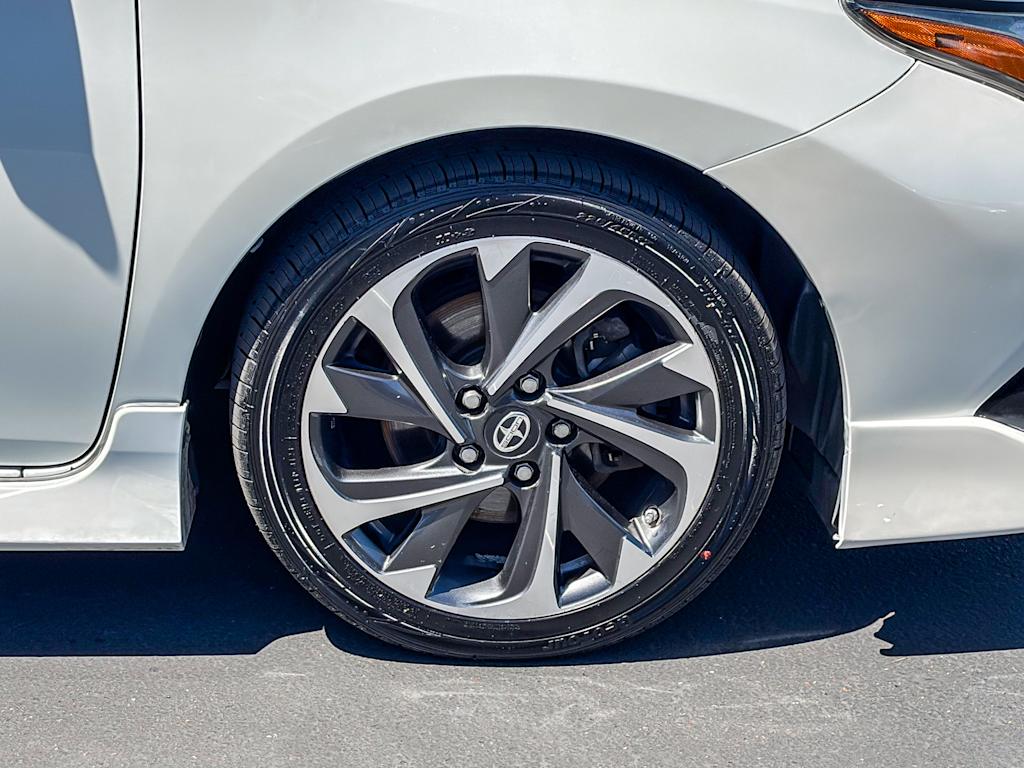 Thumbnail: 2016 Scion iM - 7