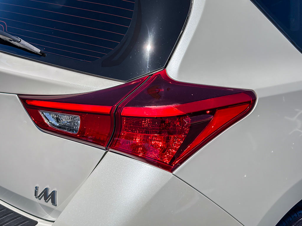 Thumbnail: 2016 Scion iM - 19