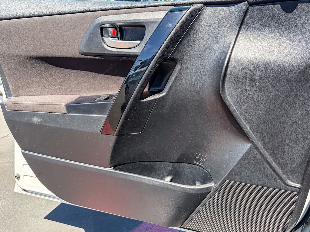 Thumbnail: 2016 Scion iM - 22