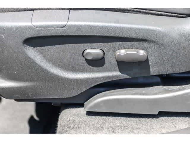 Thumbnail: 2015 Buick Encore - 26