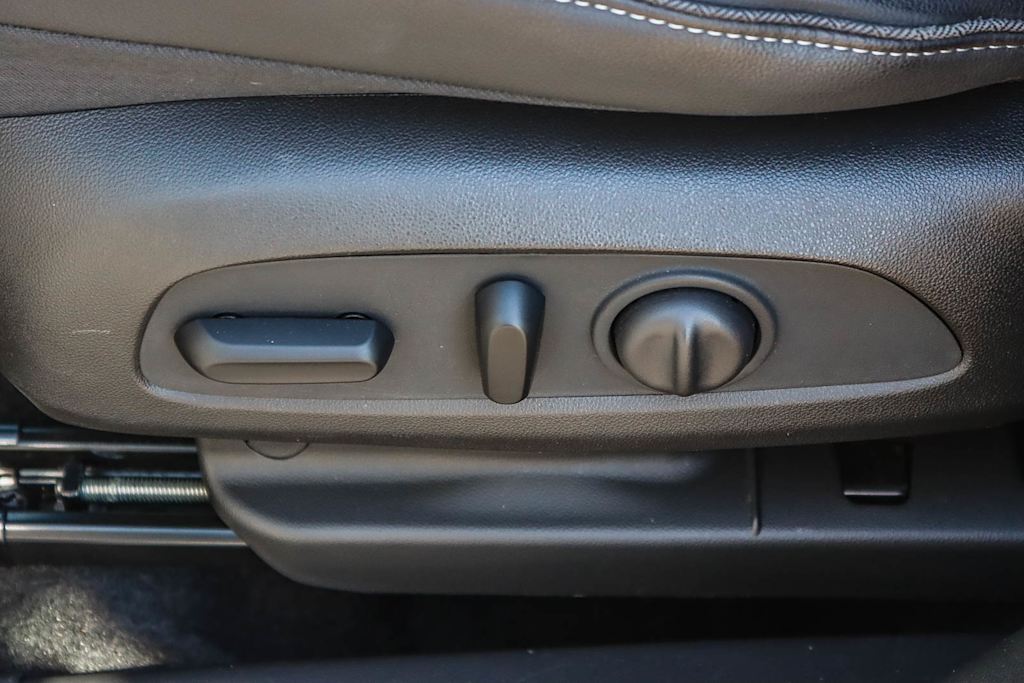 Thumbnail: 2022 Buick Encore GX - 24