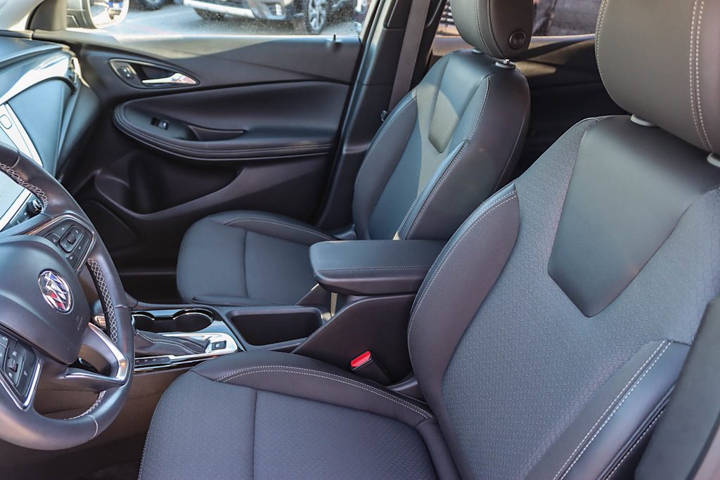 Thumbnail: 2022 Buick Encore GX - 11