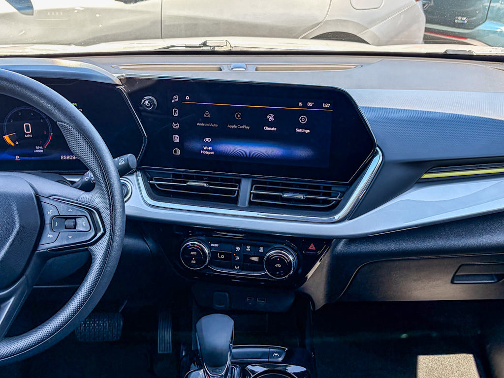 Thumbnail: 2025 Chevrolet Trax - 9