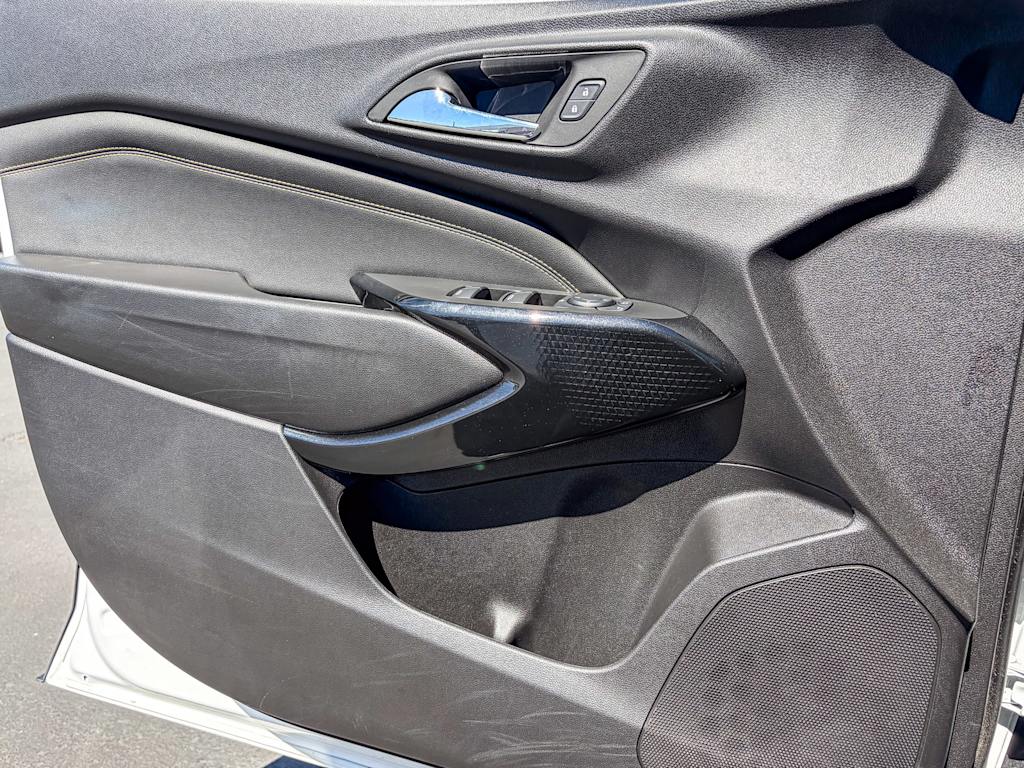 Thumbnail: 2025 Chevrolet Trax - 23