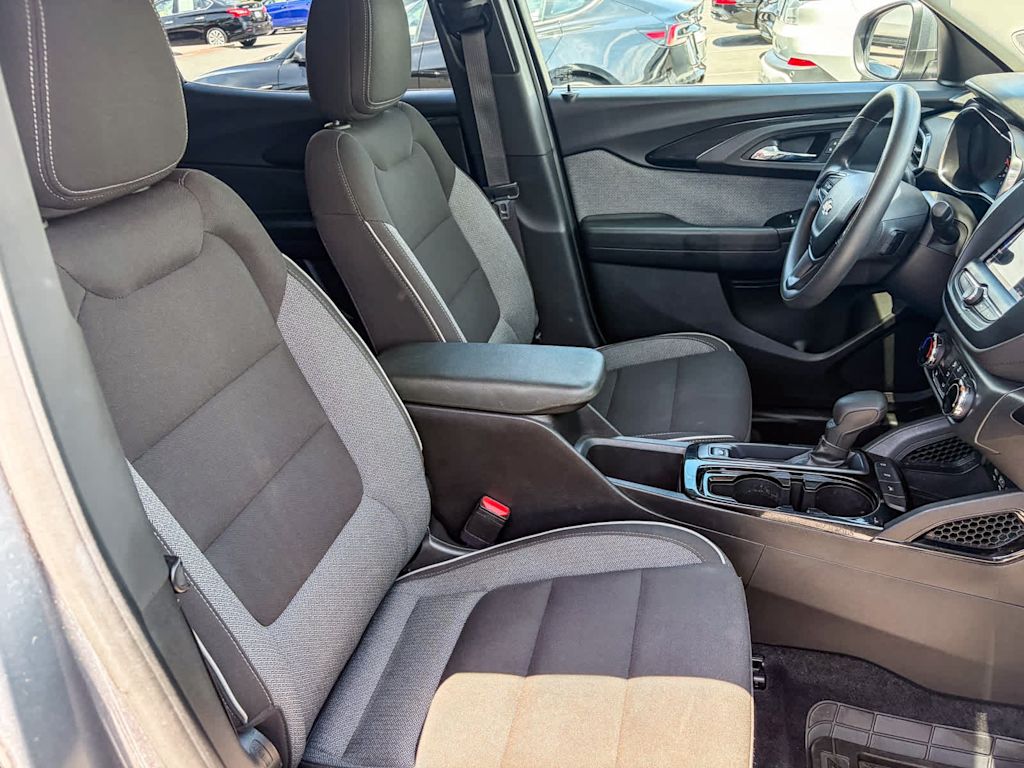 Thumbnail: 2021 Chevrolet TrailBlazer - 10