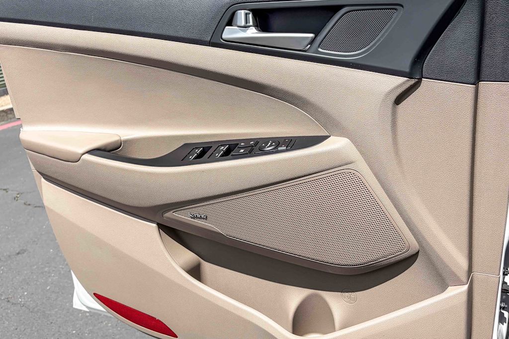 Thumbnail: 2021 Hyundai Tucson - 22