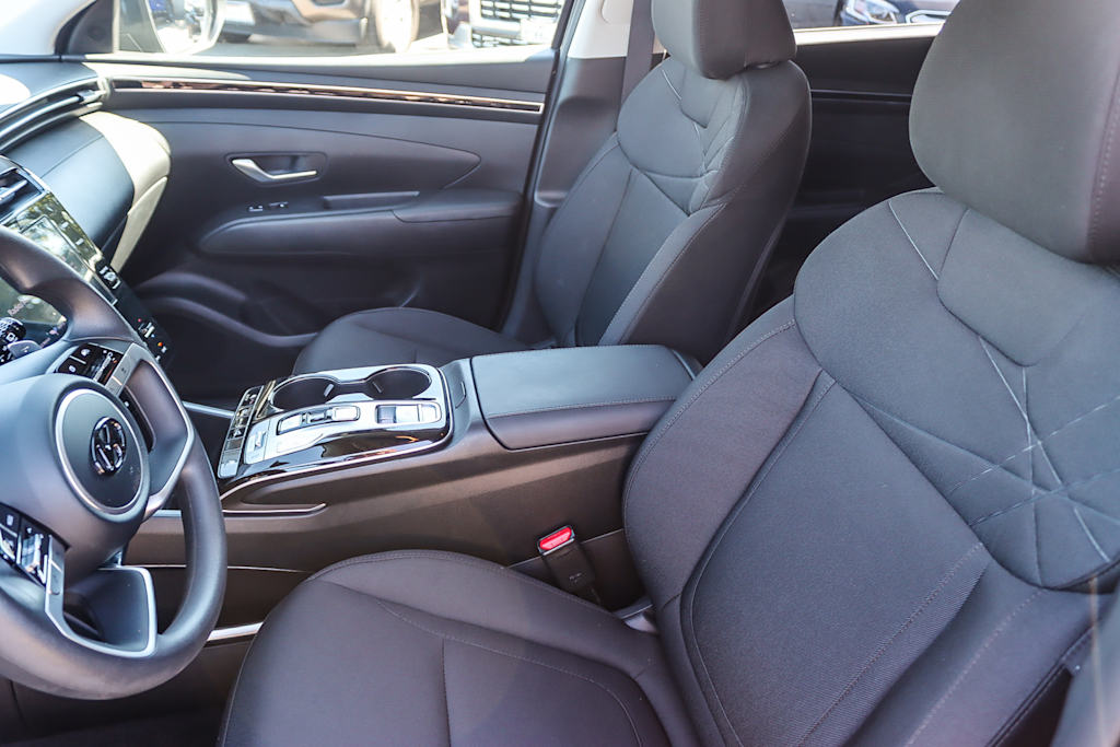 Thumbnail: 2023 Hyundai Tucson - 10