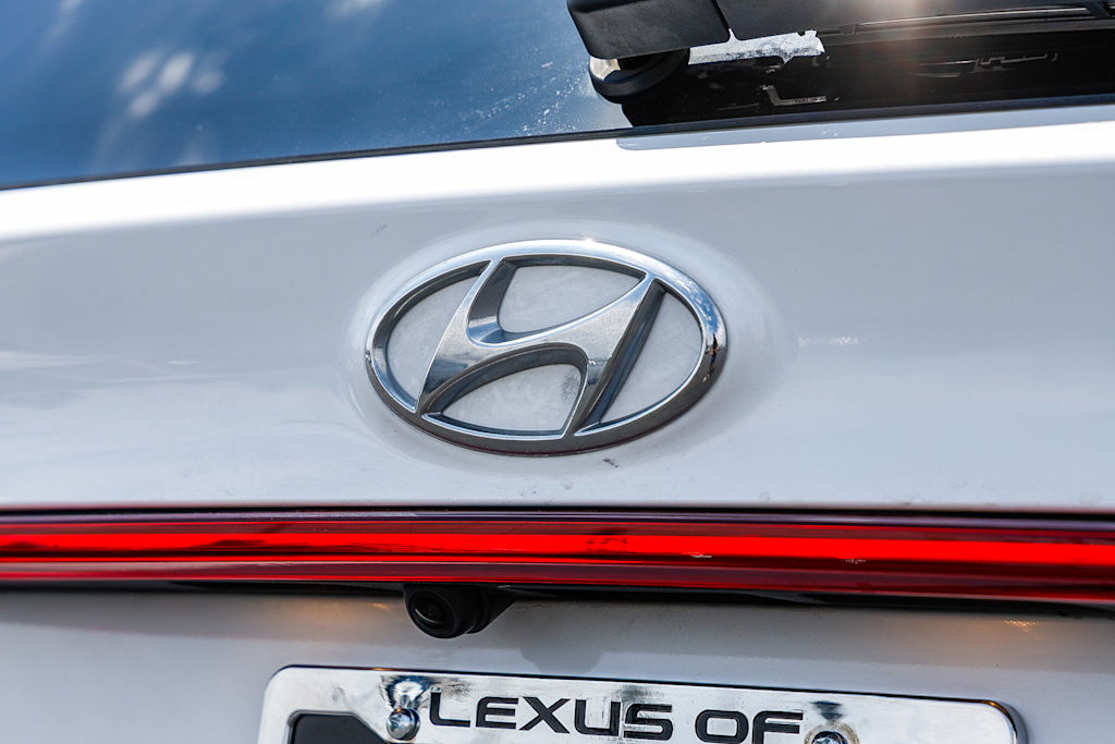 Thumbnail: 2022 Hyundai Santa Fe - 5
