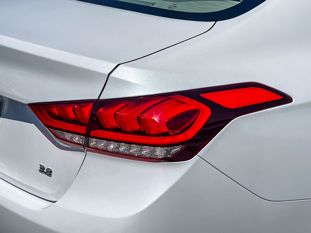Thumbnail: 2018 Genesis G80 - 19