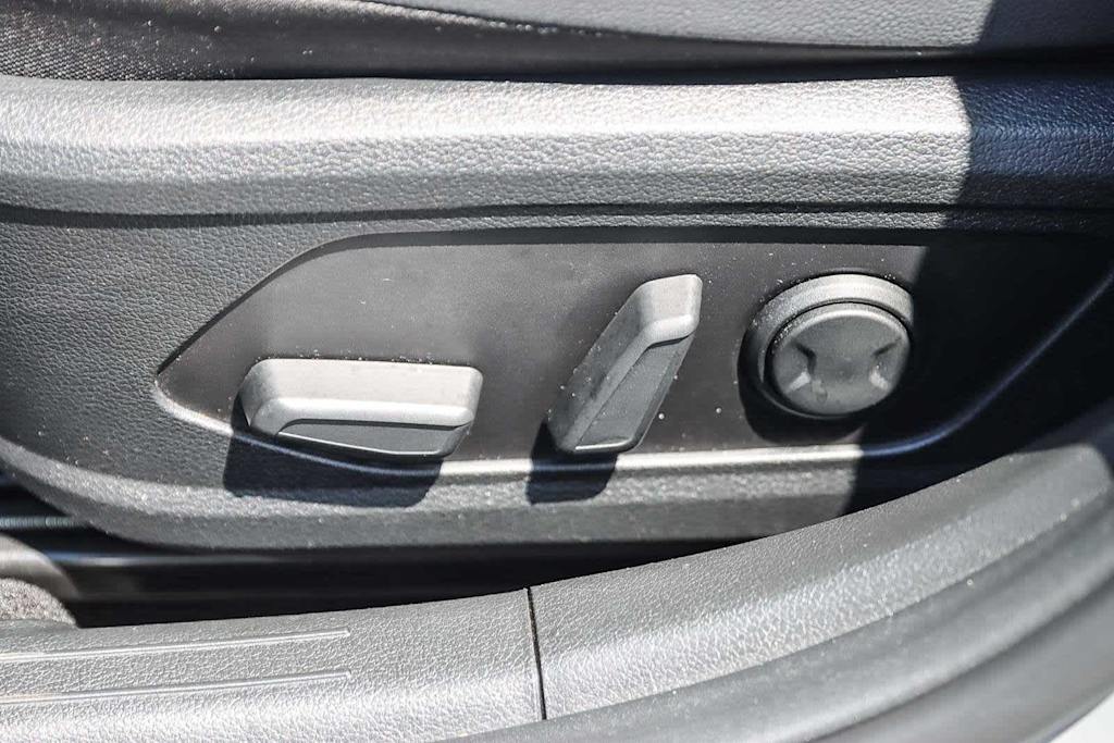 Thumbnail: 2023 Hyundai Sonata - 24