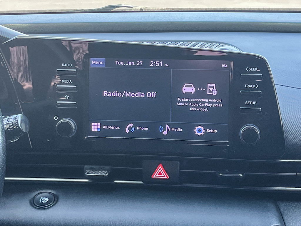 Thumbnail: 2022 Hyundai Elantra - 22