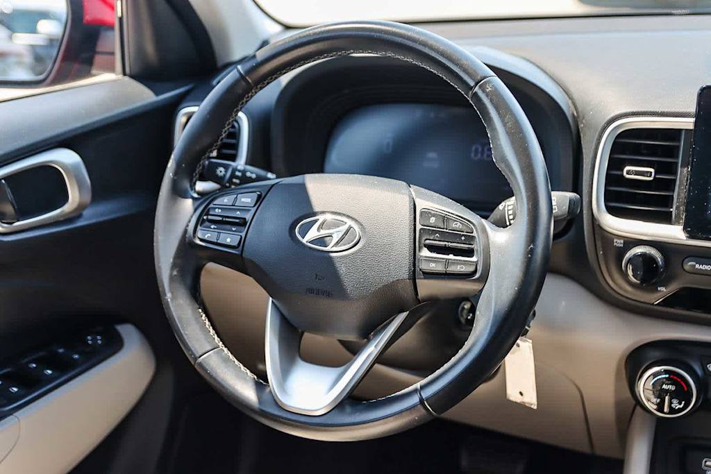 Thumbnail: 2023 Hyundai Venue - 8