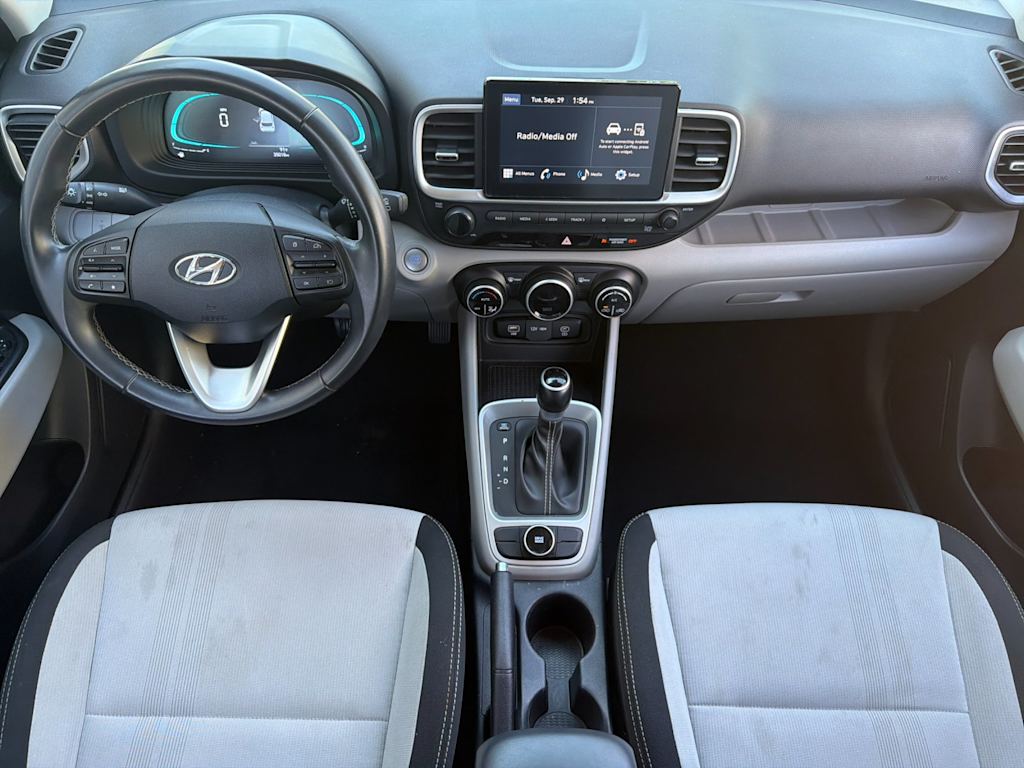 Thumbnail: 2025 Hyundai Venue - 2
