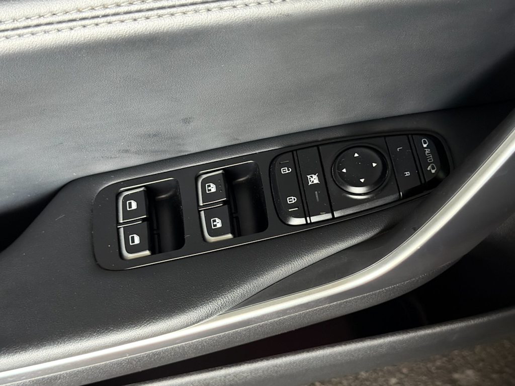 Thumbnail: 2021 Kia Stinger - 20