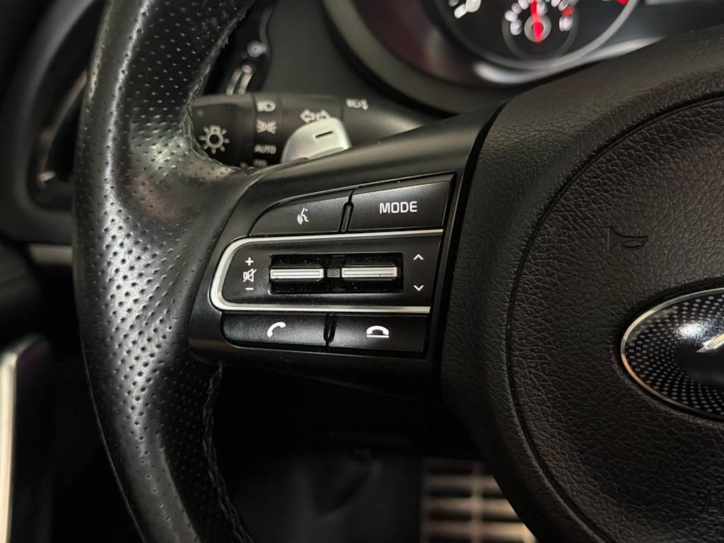 Thumbnail: 2021 Kia Stinger - 26