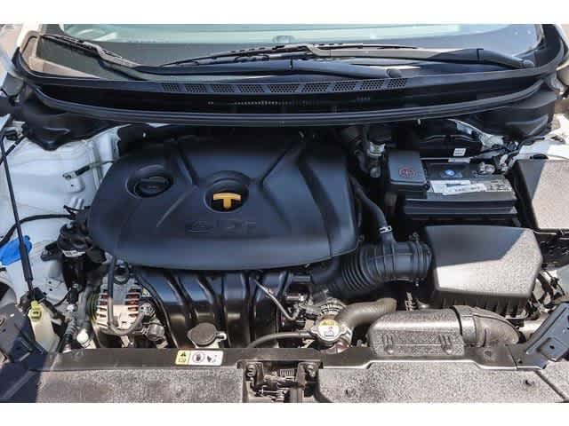 Thumbnail: 2017 Kia Forte - 7