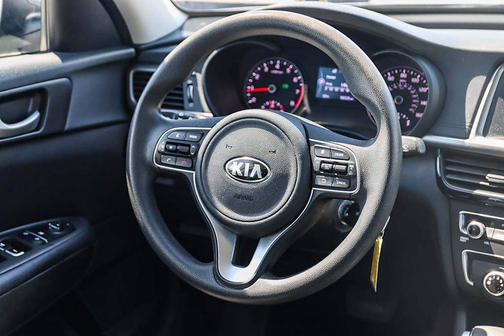 Thumbnail: 2018 Kia Optima - 8