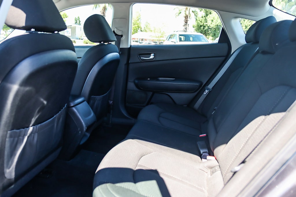 Thumbnail: 2018 Kia Optima - 11