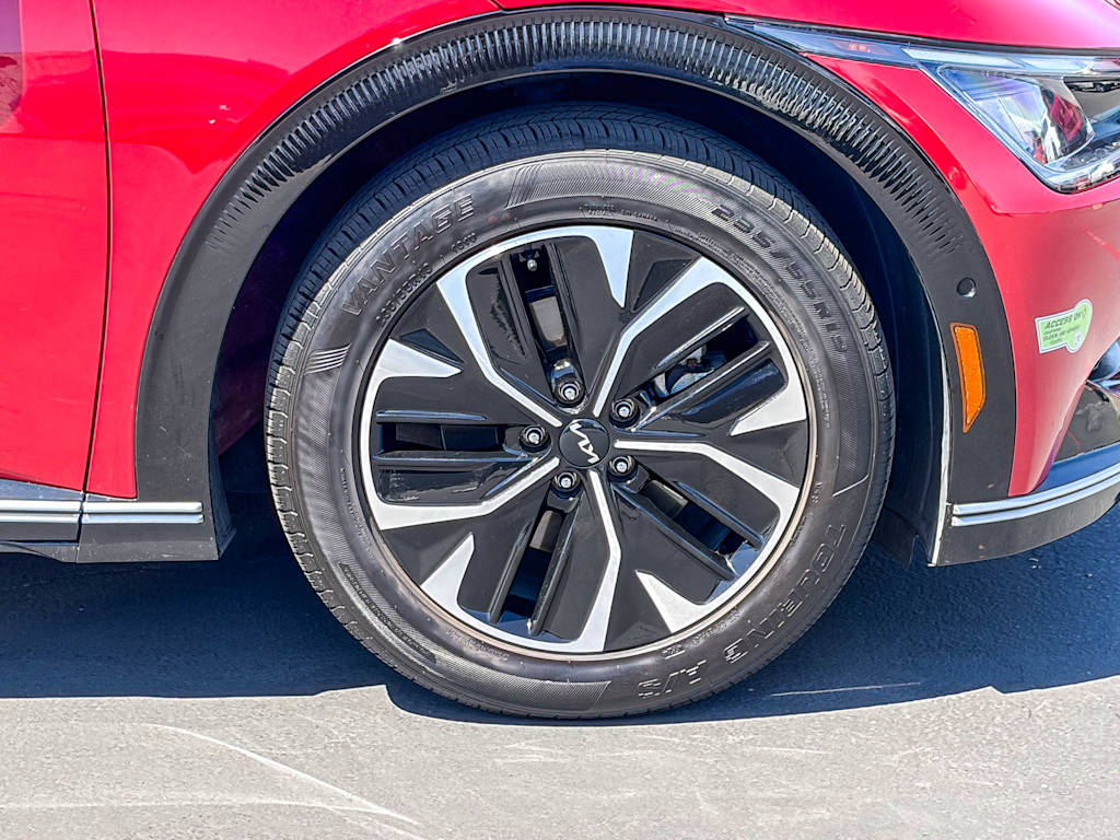 Thumbnail: 2023 Kia EV6 - 6