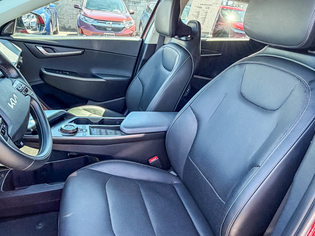 Thumbnail: 2023 Kia EV6 - 10