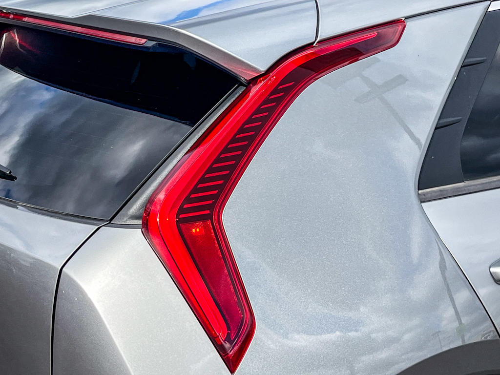 Thumbnail: 2024 Kia Niro - 21