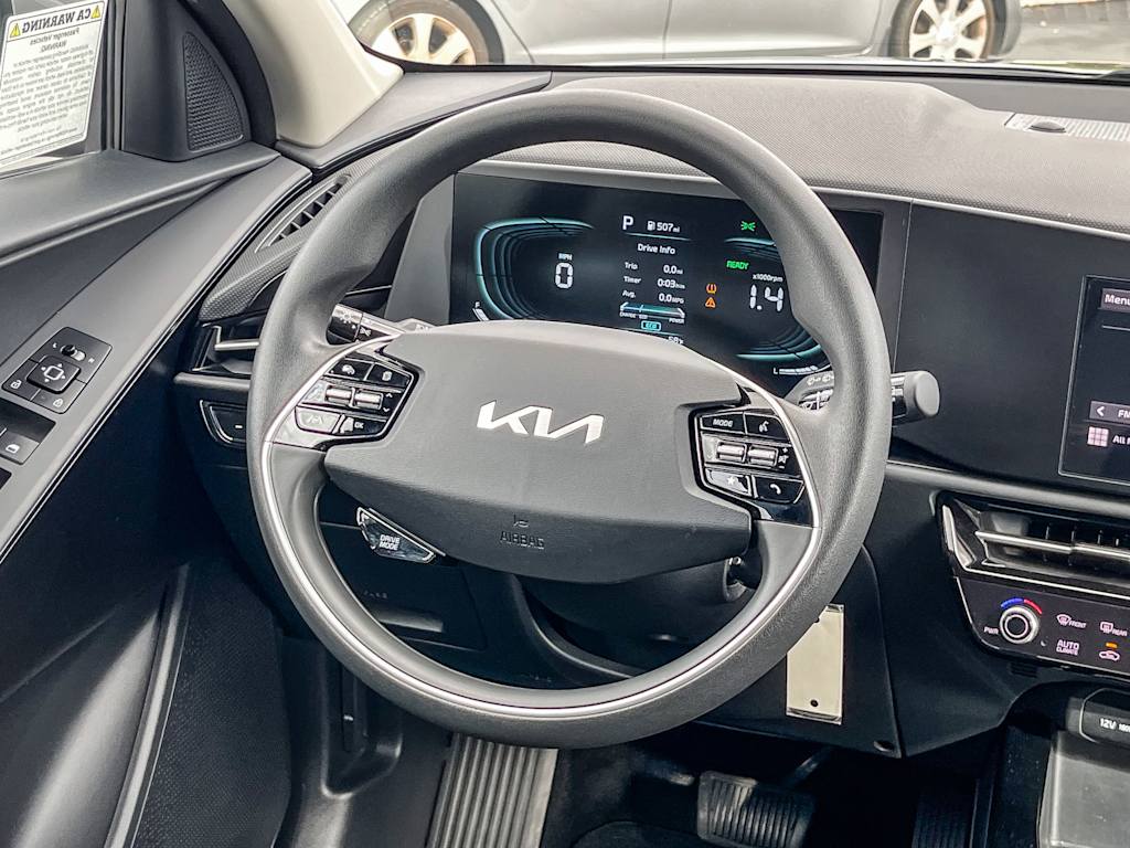 Thumbnail: 2024 Kia Niro - 13