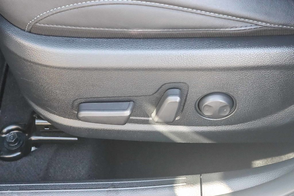 Thumbnail: 2022 Kia Seltos - 24