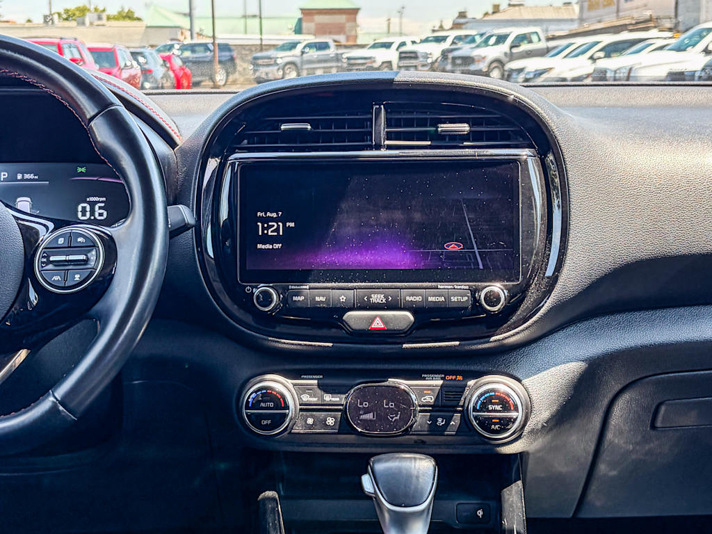 Thumbnail: 2023 Kia Soul - 12