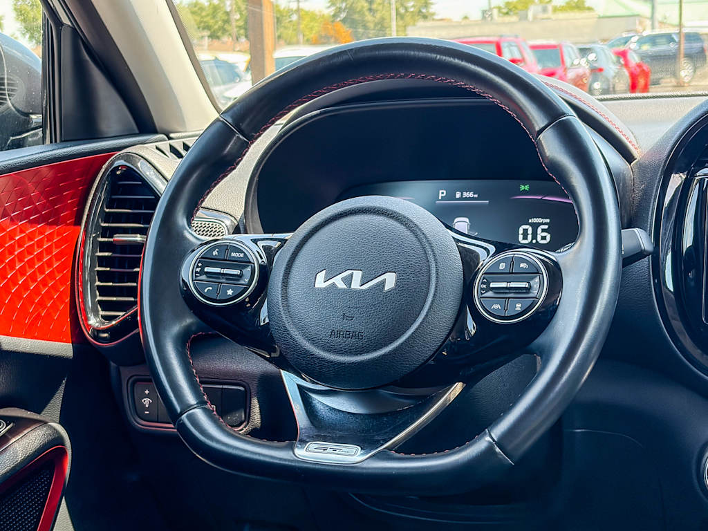 Thumbnail: 2023 Kia Soul - 8