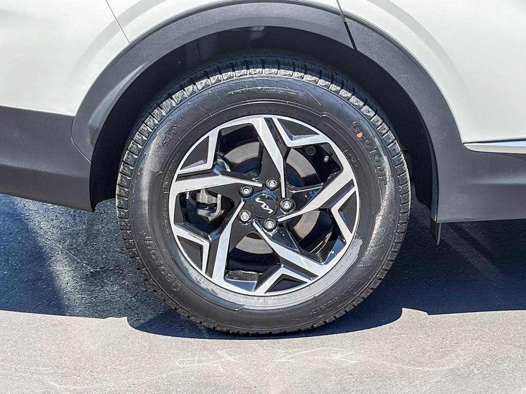 Thumbnail: 2024 Kia Sportage - 20