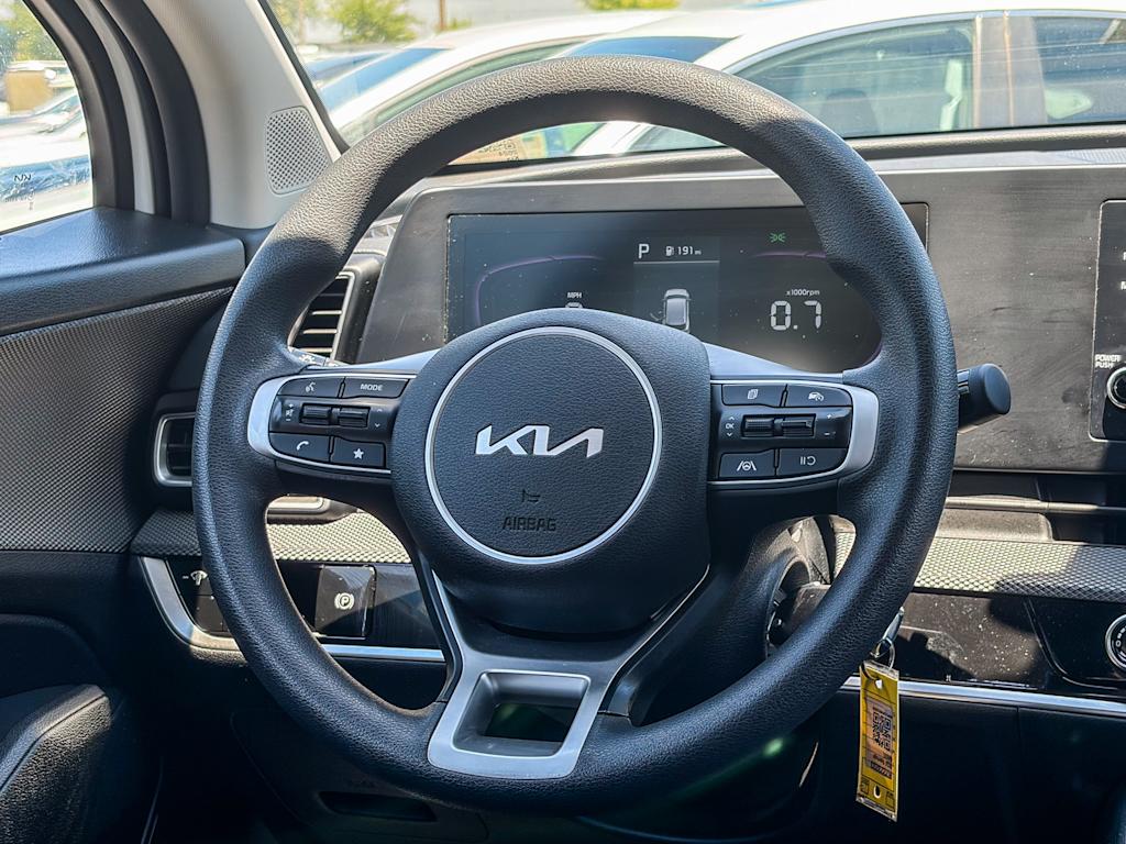 Thumbnail: 2024 Kia Sportage - 8