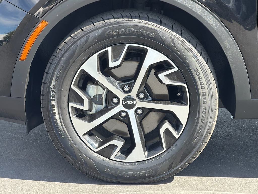Thumbnail: 2023 Kia Sportage - 8