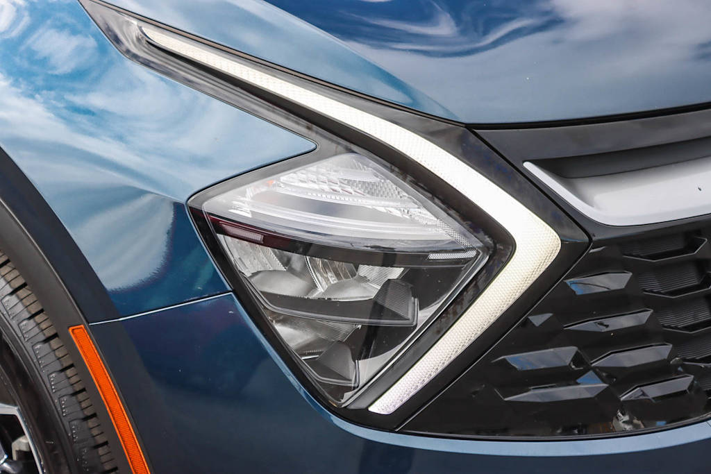 Thumbnail: 2023 Kia Sportage - 6