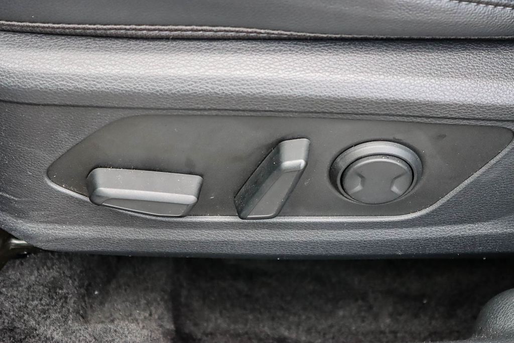 Thumbnail: 2023 Kia Sportage - 23