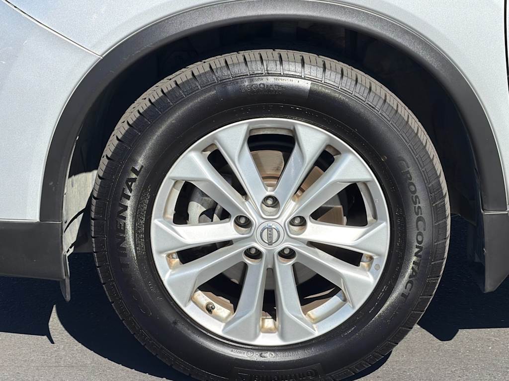 Thumbnail: 2016 Nissan Rogue - 8