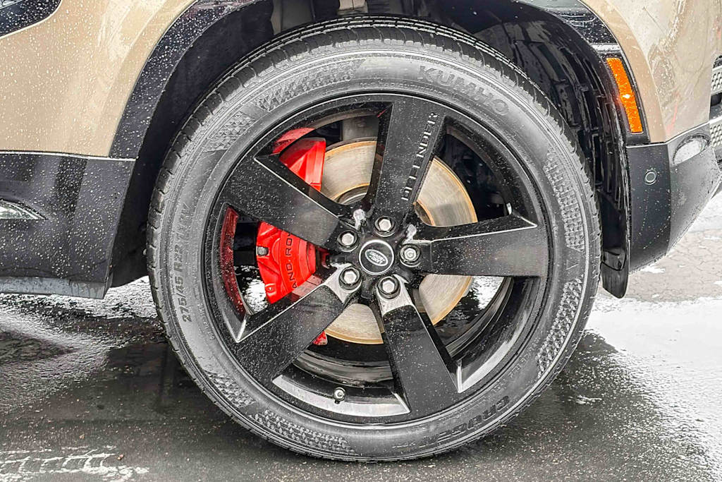 Thumbnail: 2020 Land Rover Defender - 5