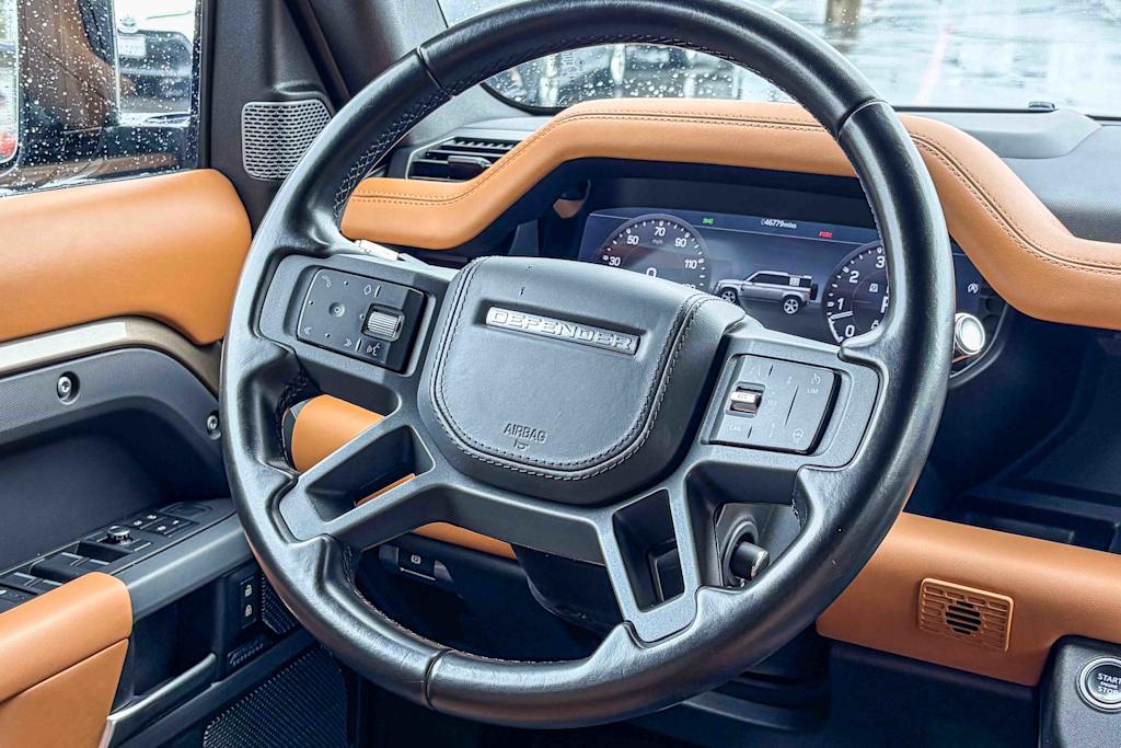 Thumbnail: 2020 Land Rover Defender - 11