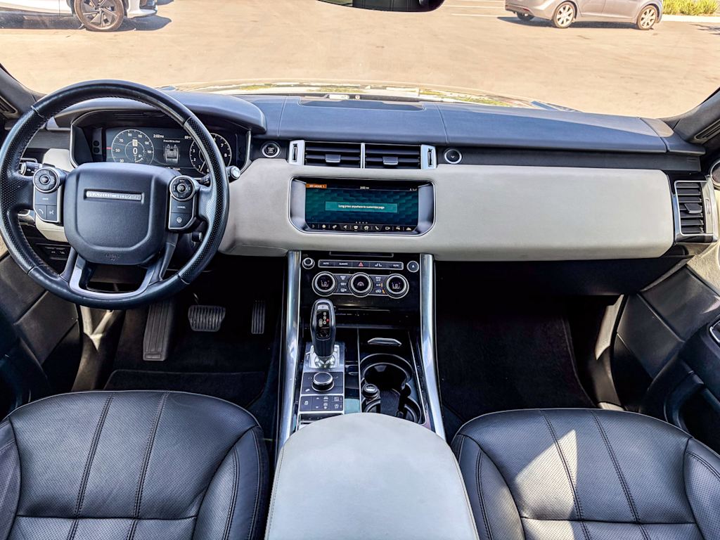 Thumbnail: 2017 Land Rover Range Rover Sport - 2