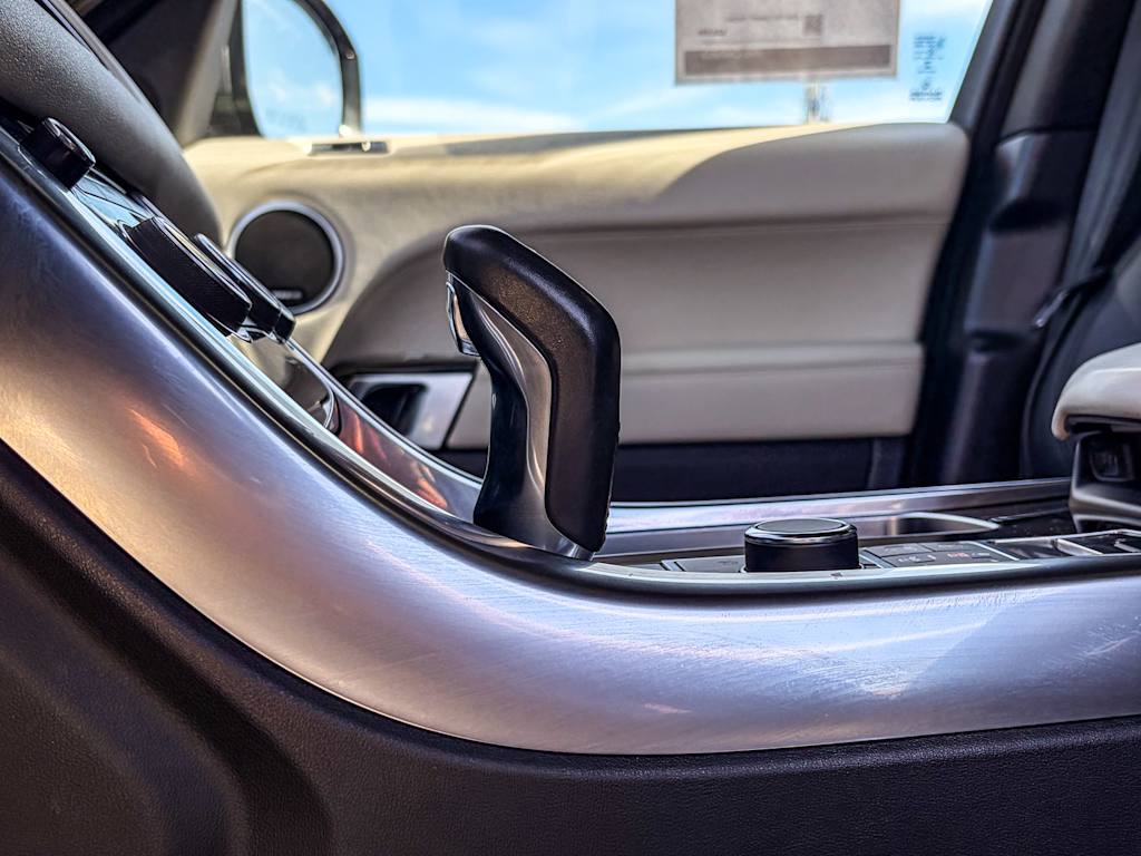 Thumbnail: 2017 Land Rover Range Rover Sport - 6