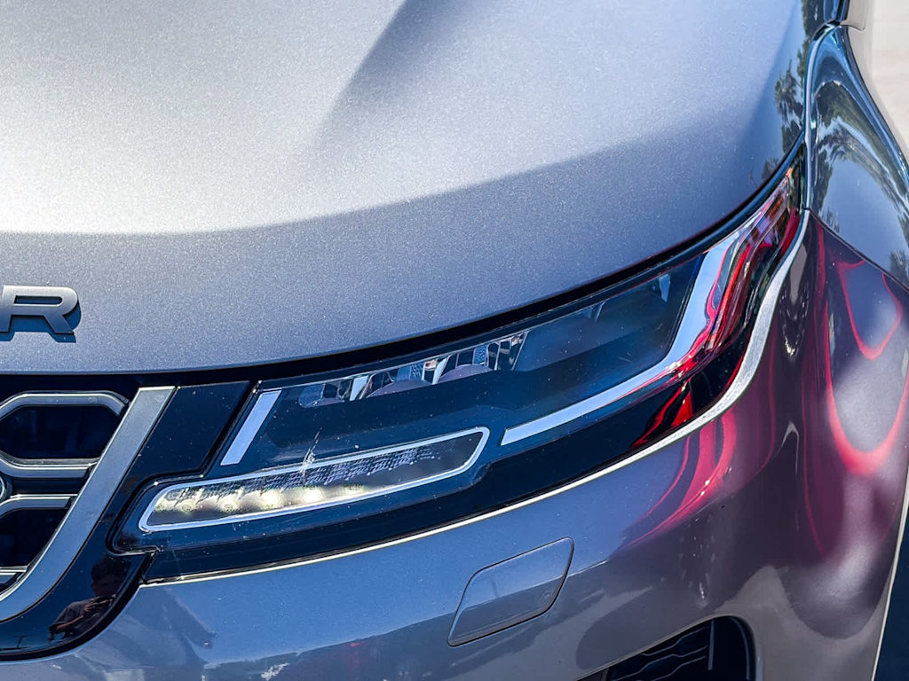 Thumbnail: 2023 Land Rover Range Rover Evoque - 19