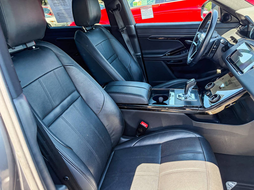Thumbnail: 2023 Land Rover Range Rover Evoque - 10