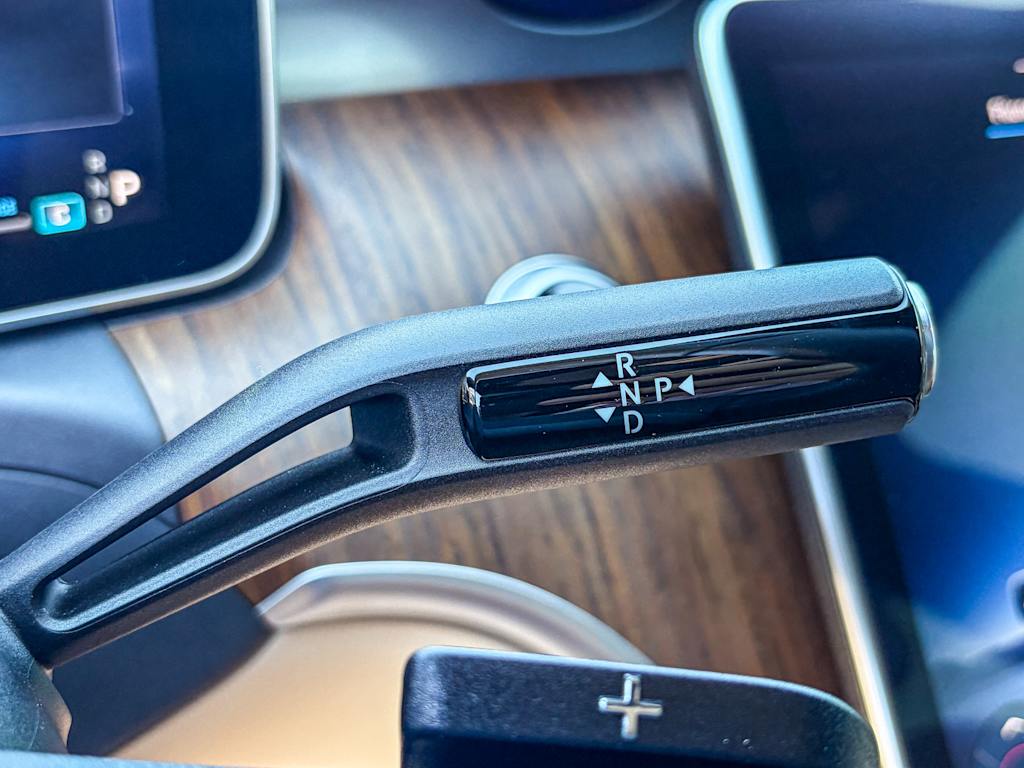 Thumbnail: 2023 Mercedes-Benz C-Class - 22