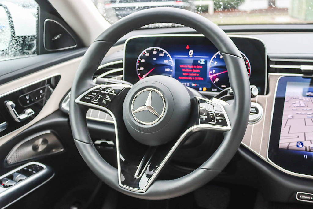 Thumbnail: 2024 Mercedes-Benz E-Class - 8