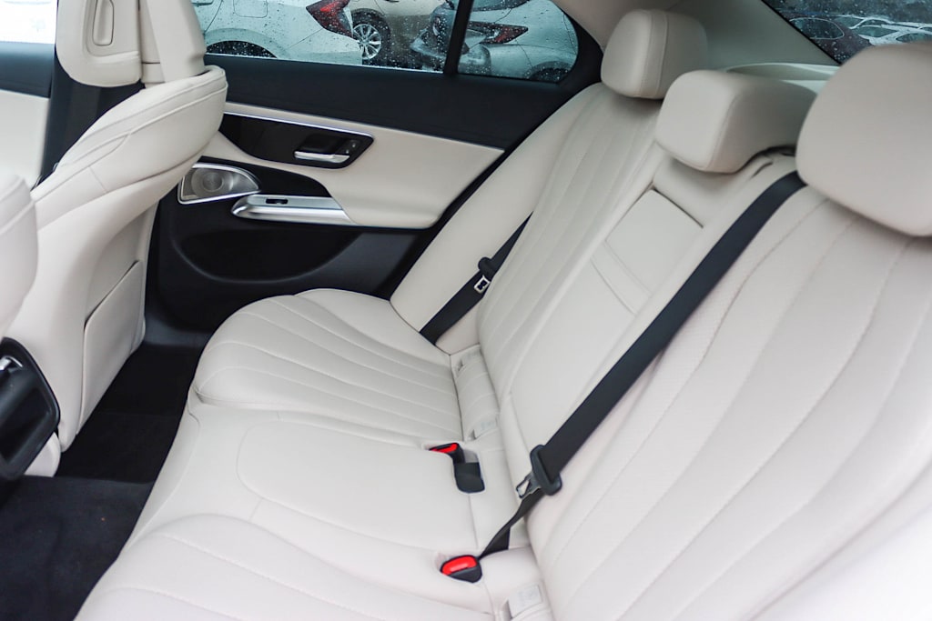 Thumbnail: 2024 Mercedes-Benz E-Class - 11