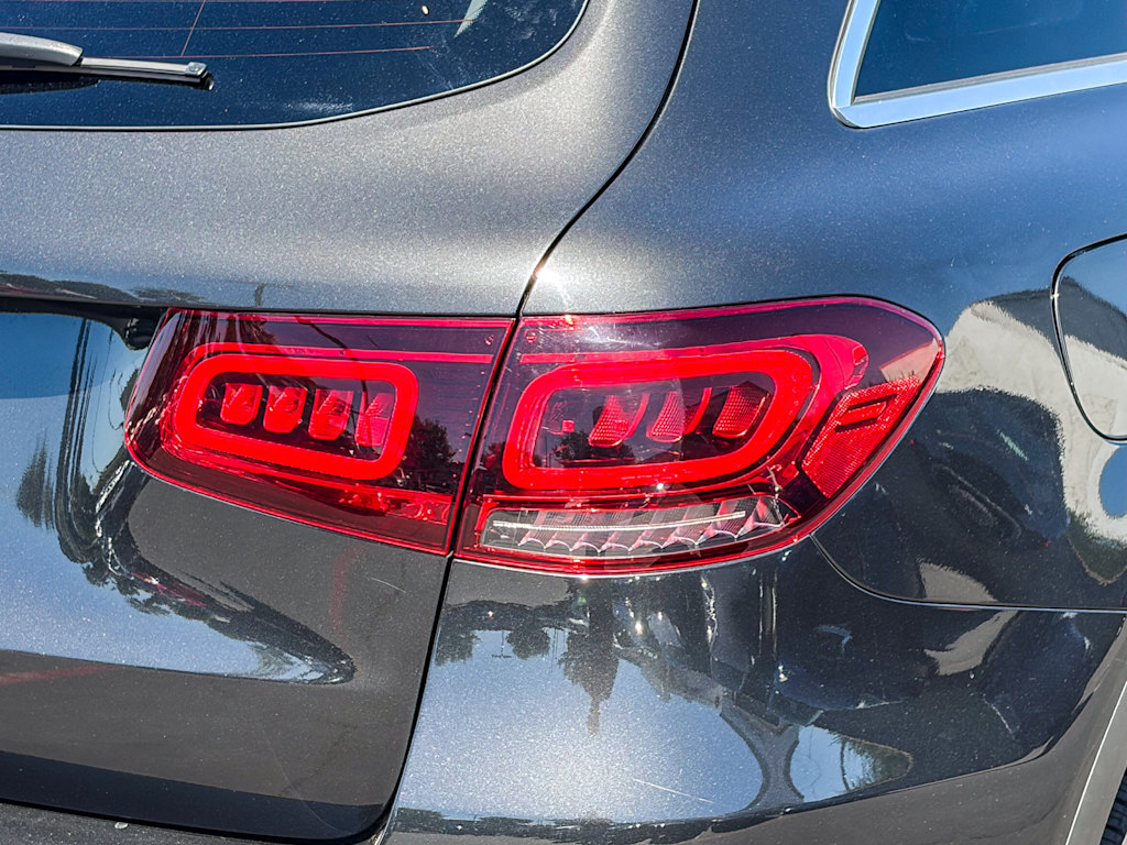 Thumbnail: 2022 Mercedes-Benz GLC - 19