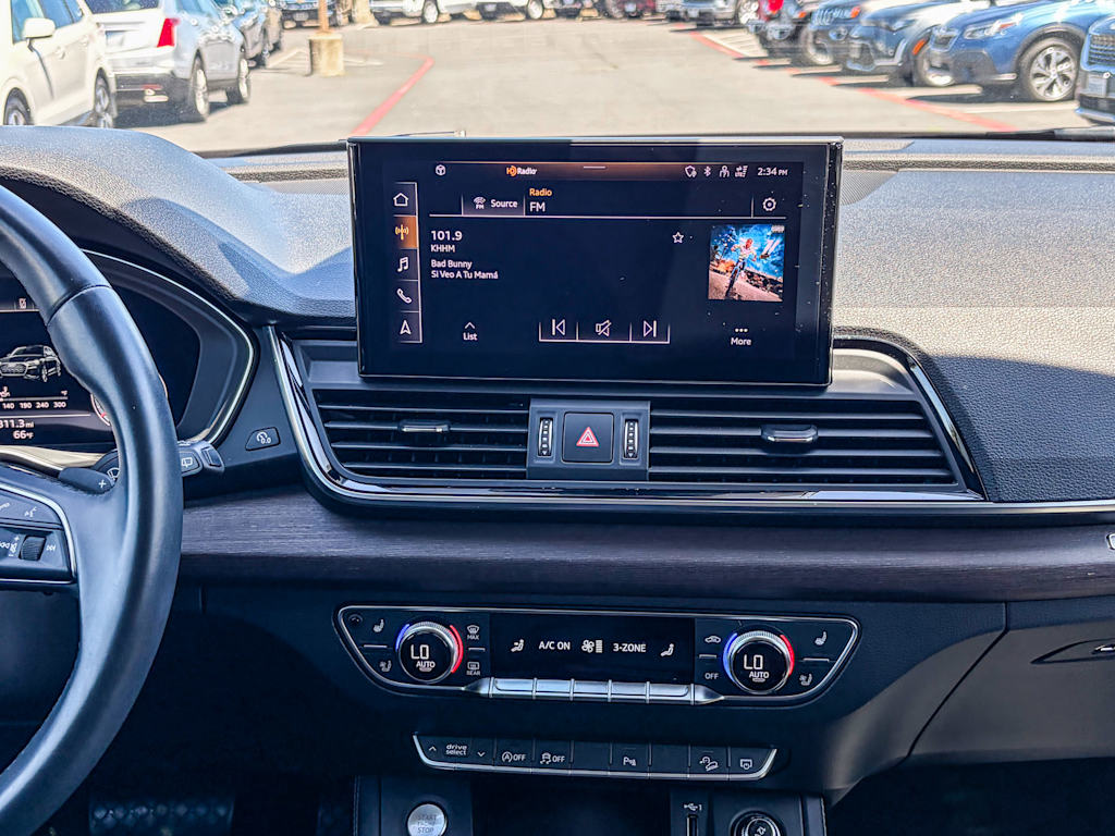 Thumbnail: 2021 Audi Q5 - 12