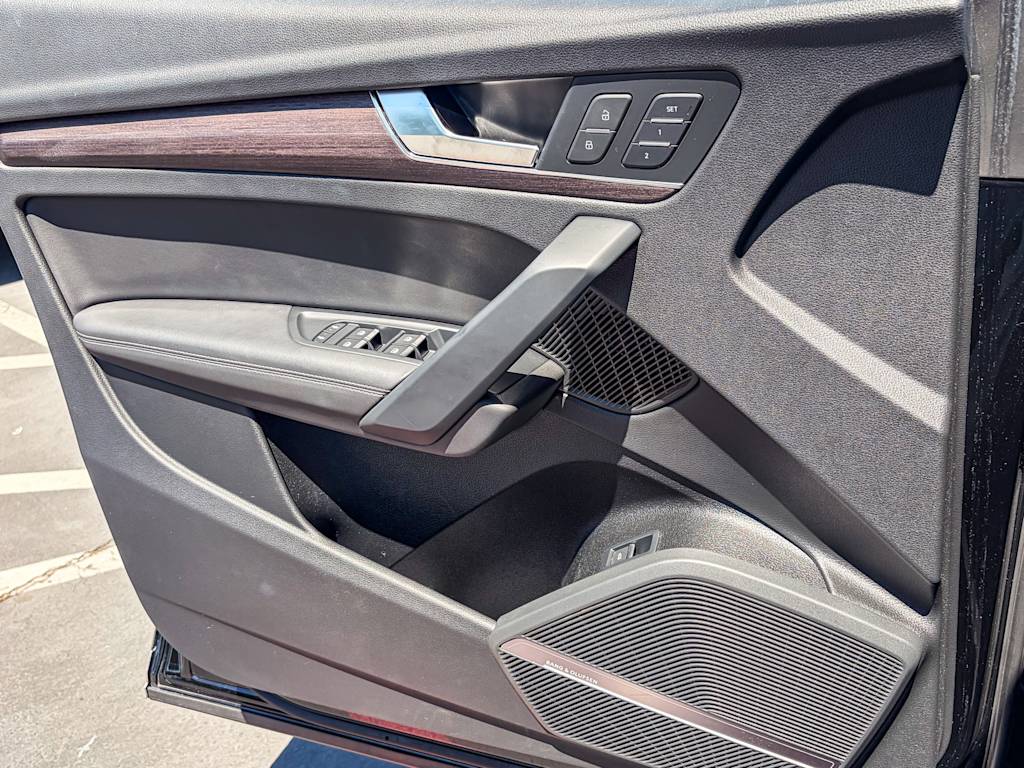 Thumbnail: 2021 Audi Q5 - 22