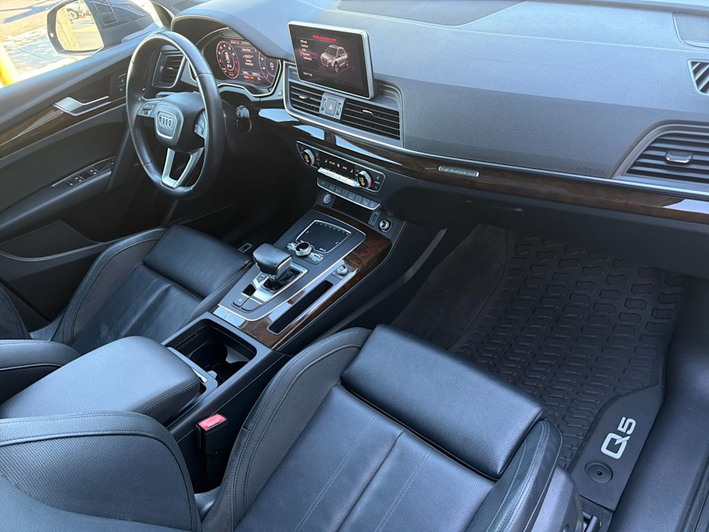 Thumbnail: 2018 Audi Q5 - 12